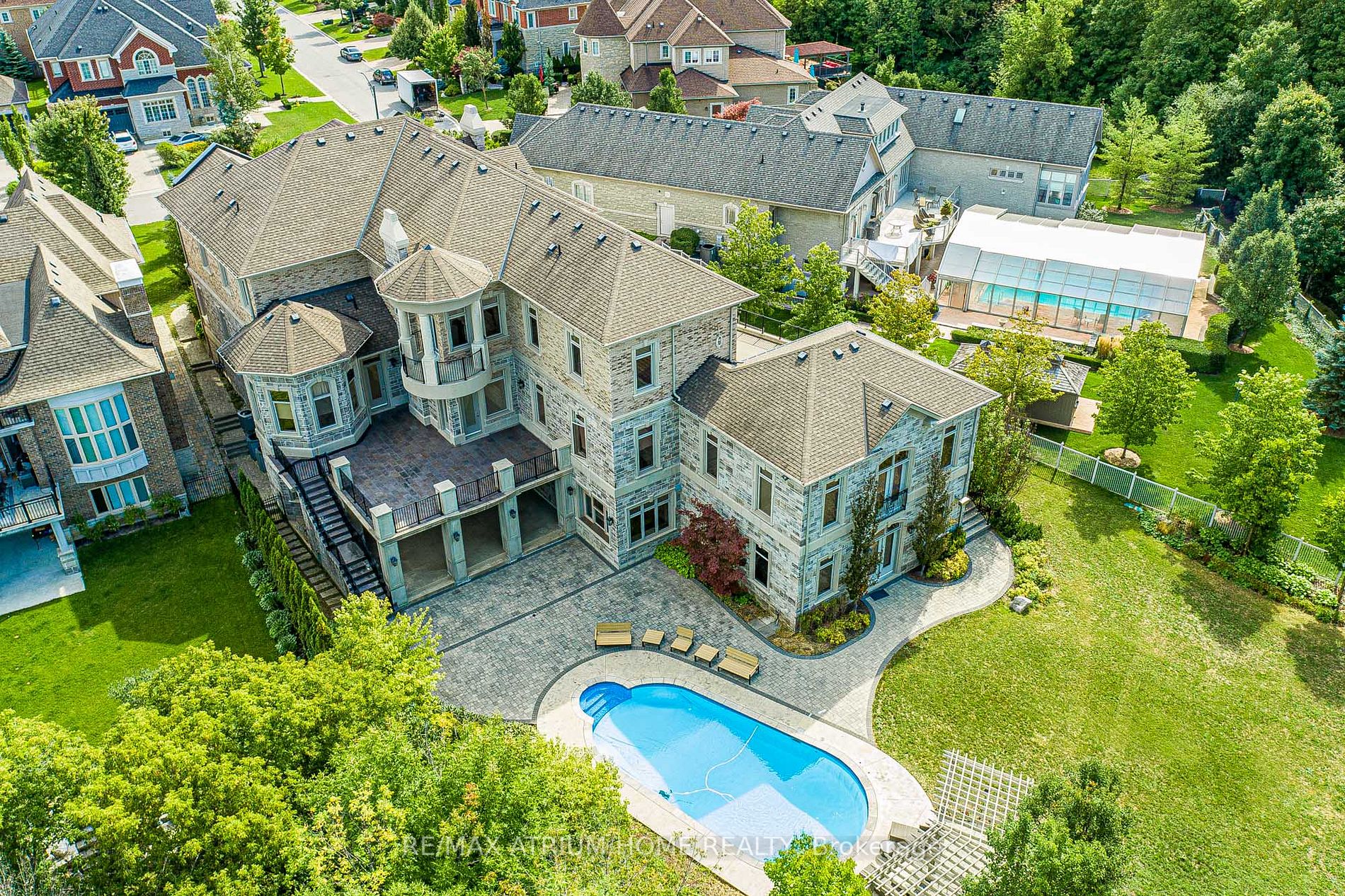 71 Grandvista Crescent