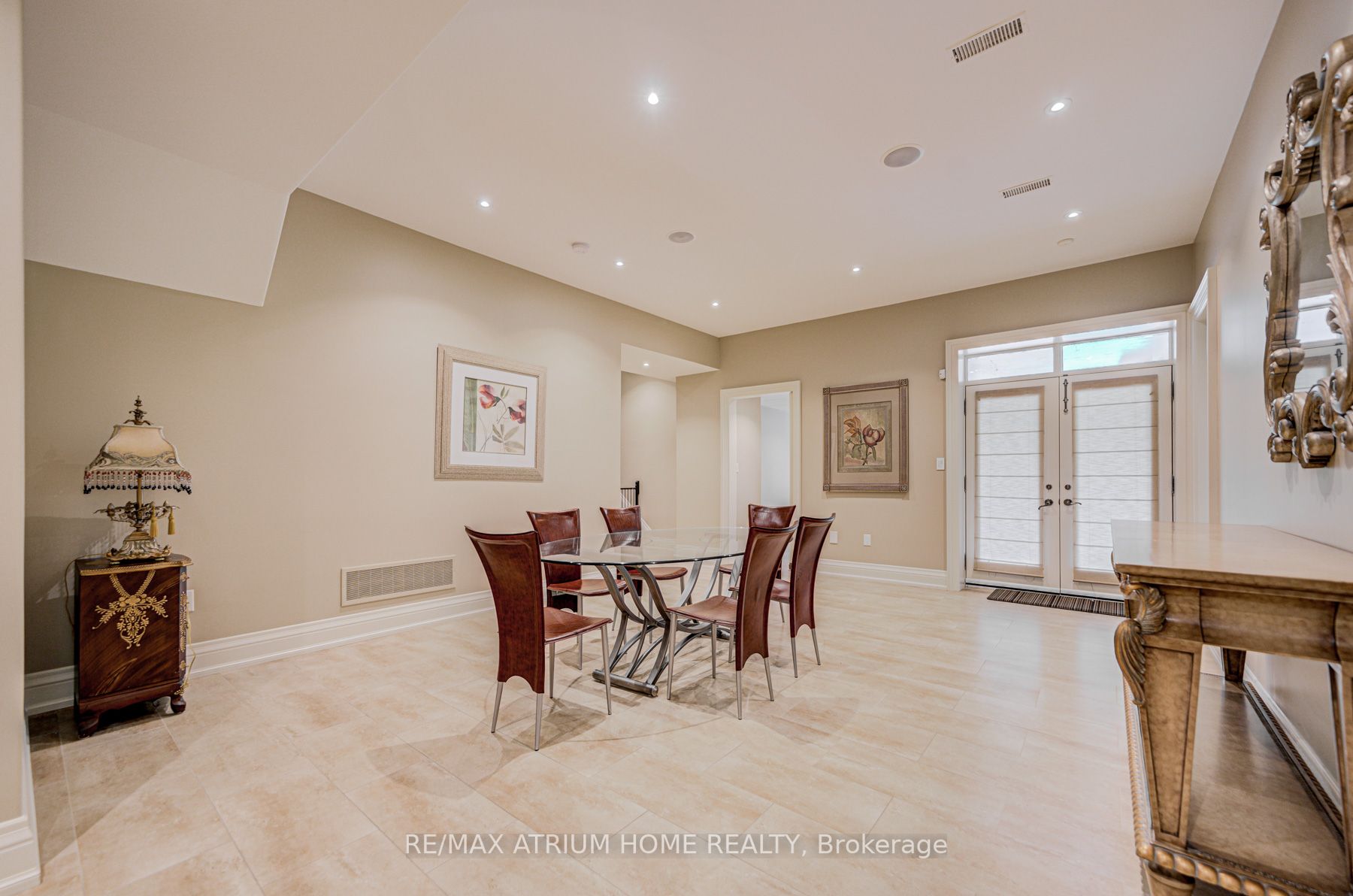 71 Grandvista Crescent