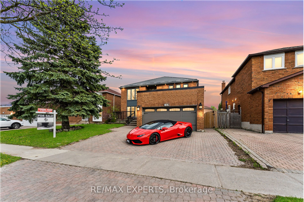 157 Highglen Ave, Markham