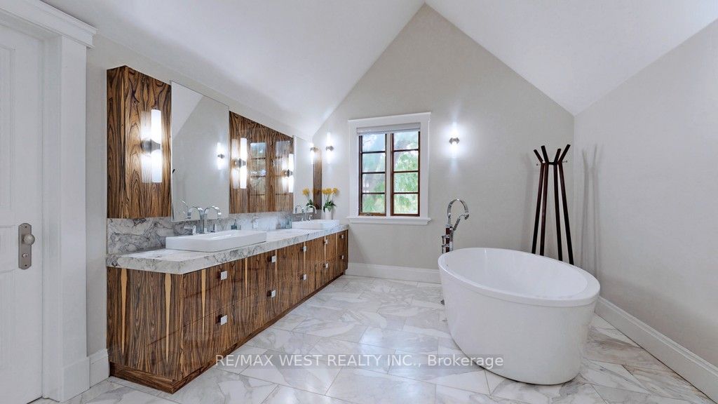 Listing N5992336 - Large Photo # 24