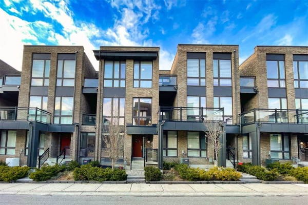 21 Thorncrest Dr, Vaughan
