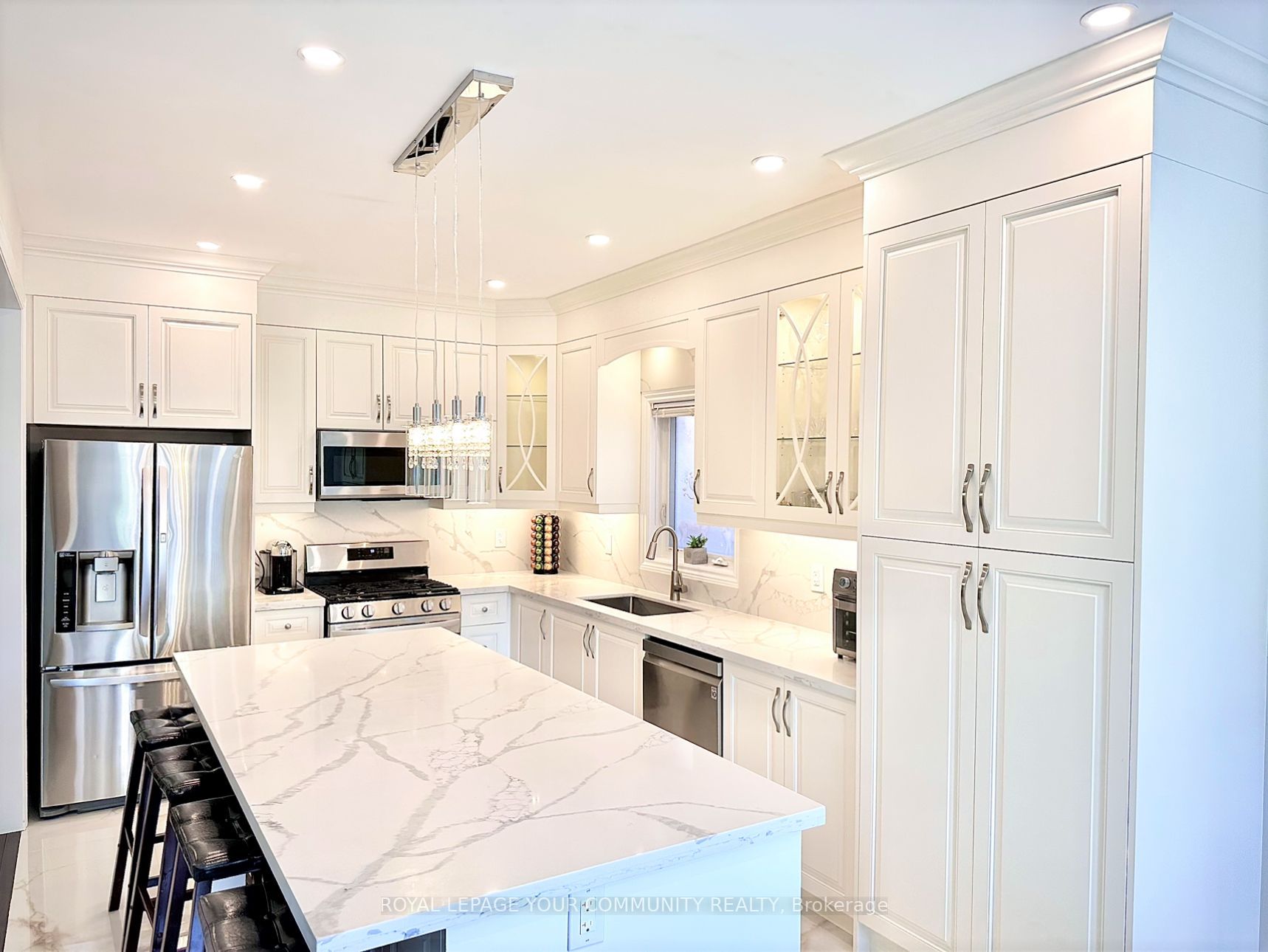 136 Noble Dr