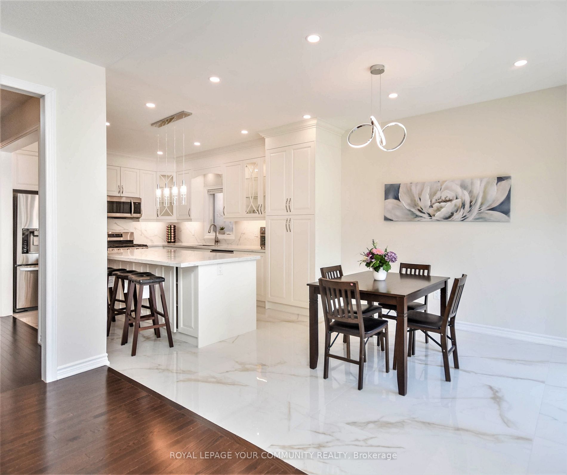 136 Noble Dr