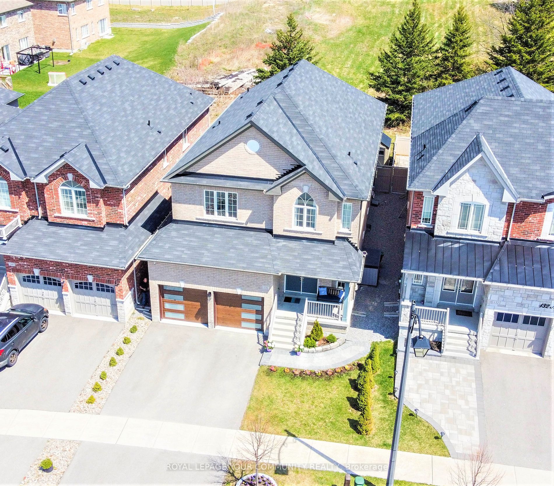136 Noble Dr