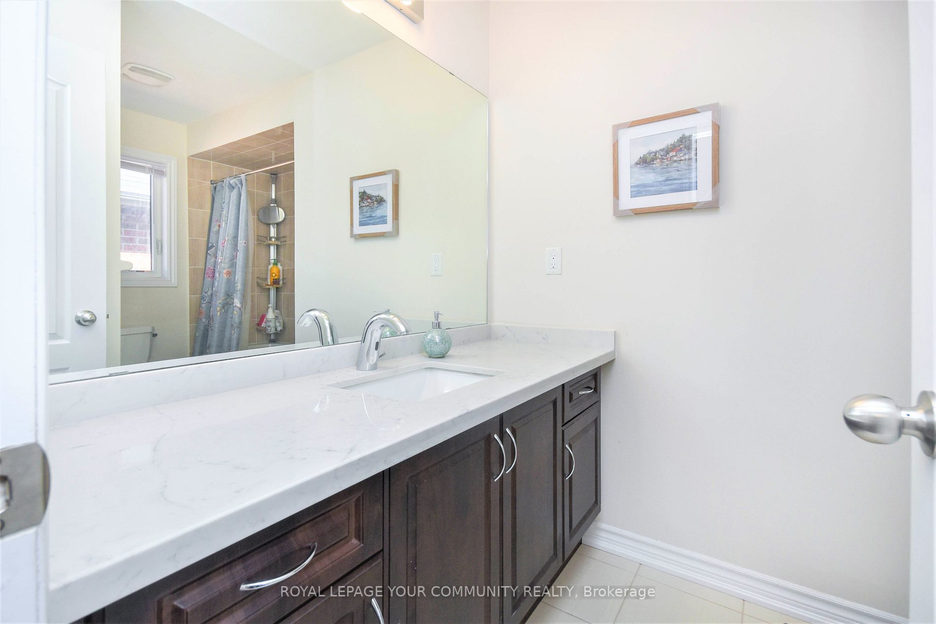 136 Noble Dr