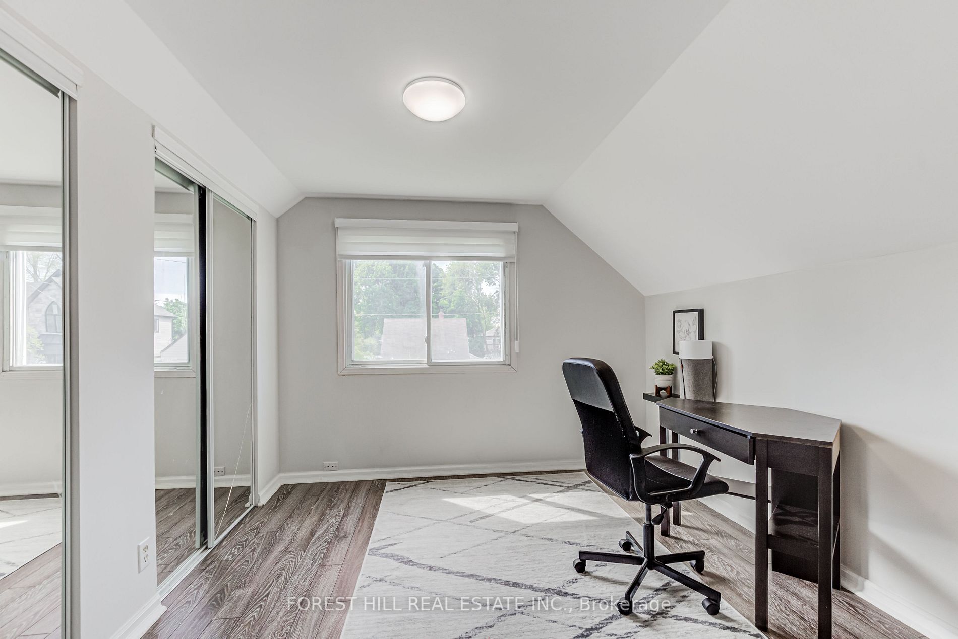 265 Andrew St