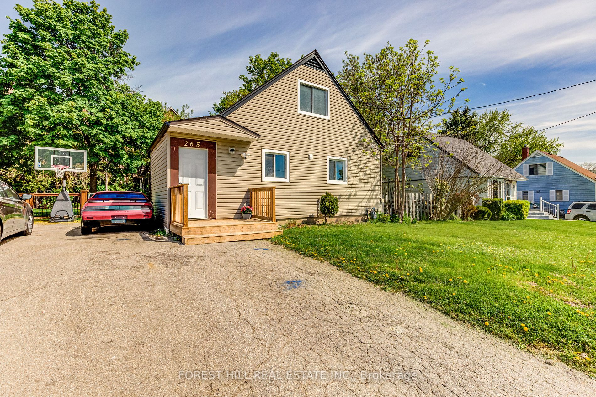 265 Andrew St