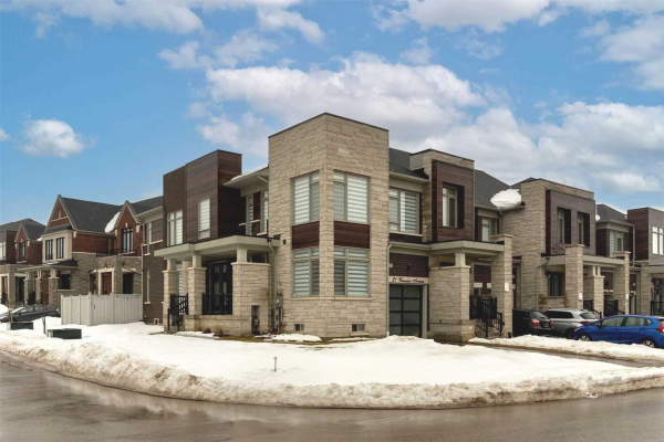 21 Wesmina Ave, Whitchurch-Stouffville