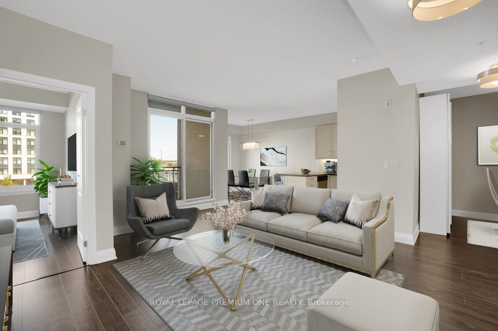 24 Woodstream Blvd, #310