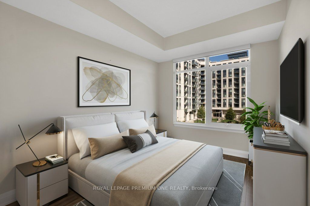 24 Woodstream Blvd, #310