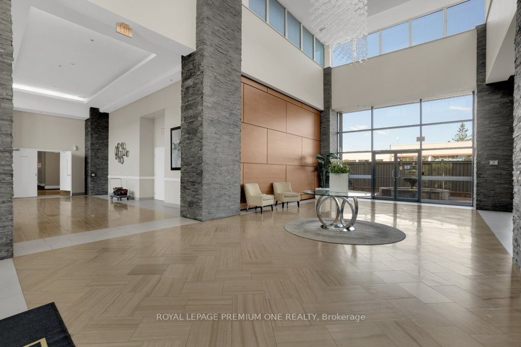 24 Woodstream Blvd, #310