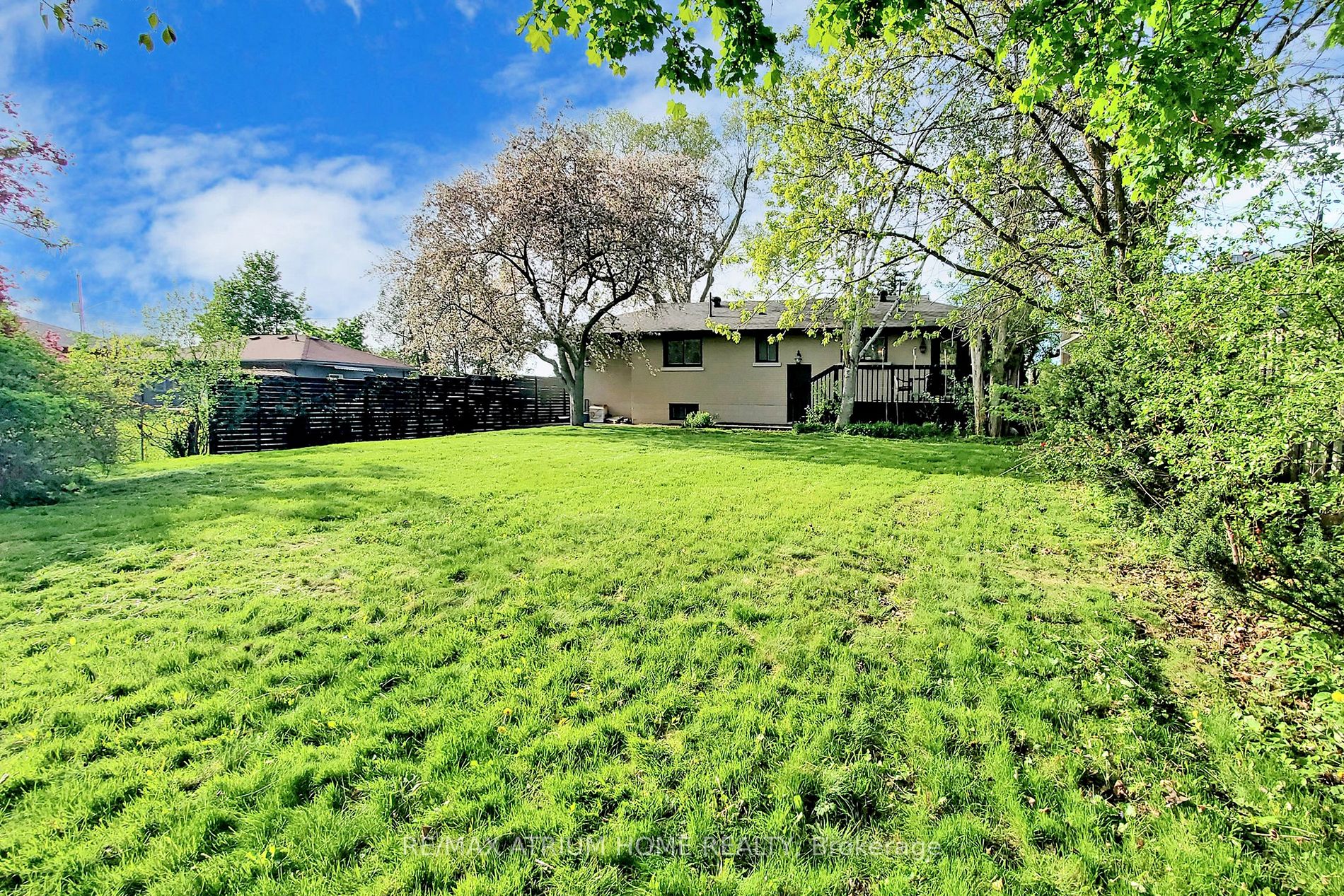 39 Westwood Lane