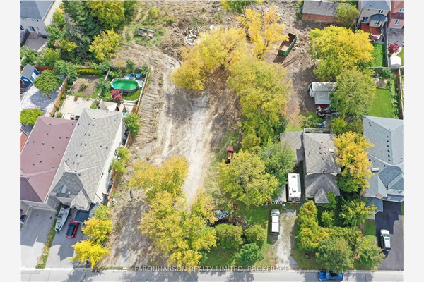 255 Helen Ave, Markham