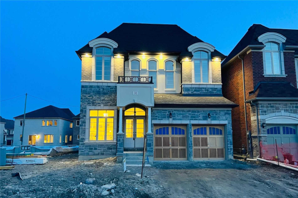 31 Charles White Crt, East Gwillimbury