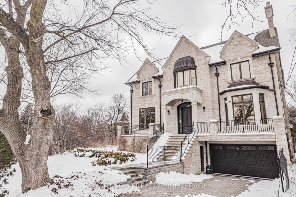 77 Pearson Ave, Richmond Hill
