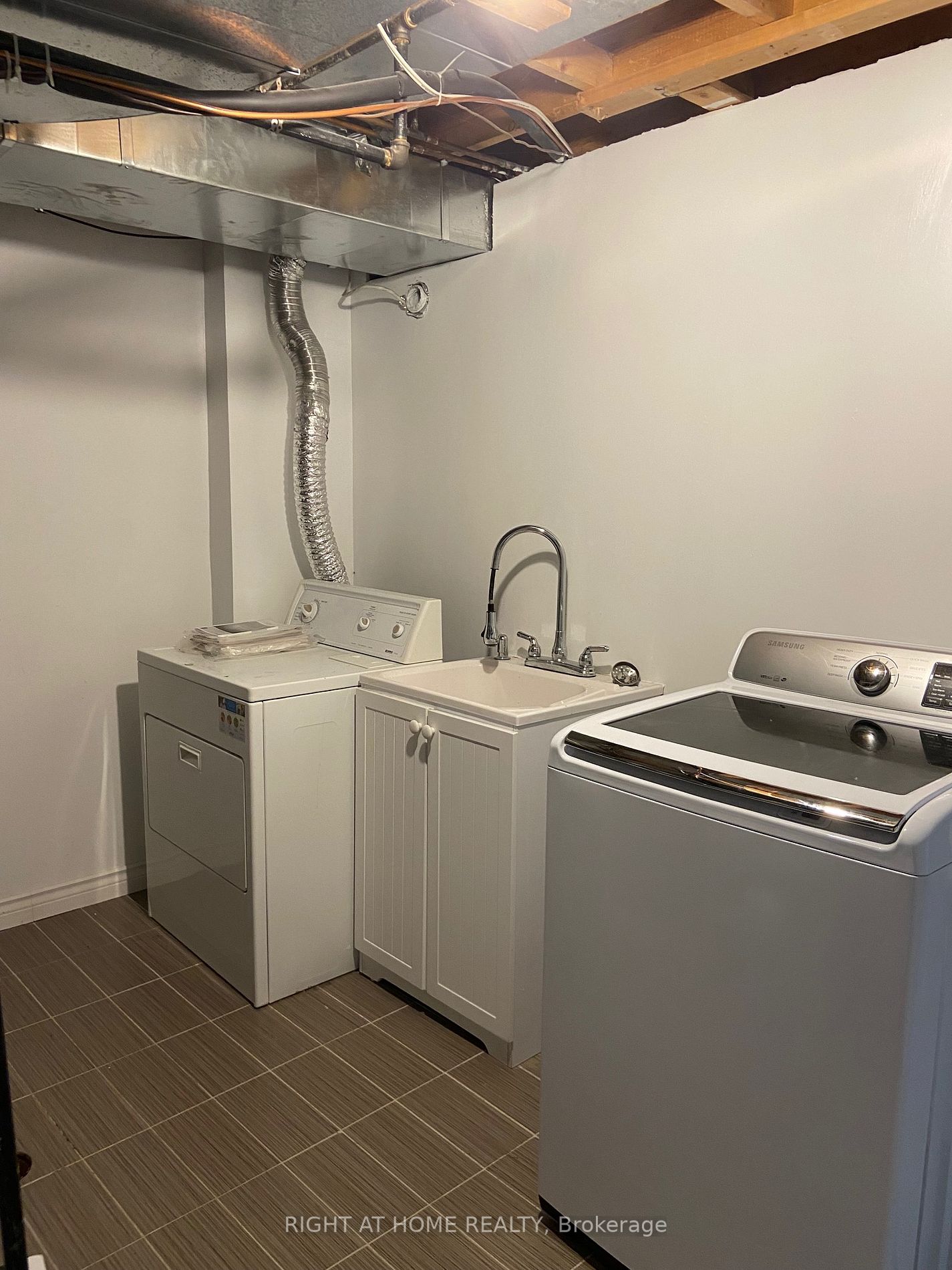 Listing N5995420 - Large Photo # 17