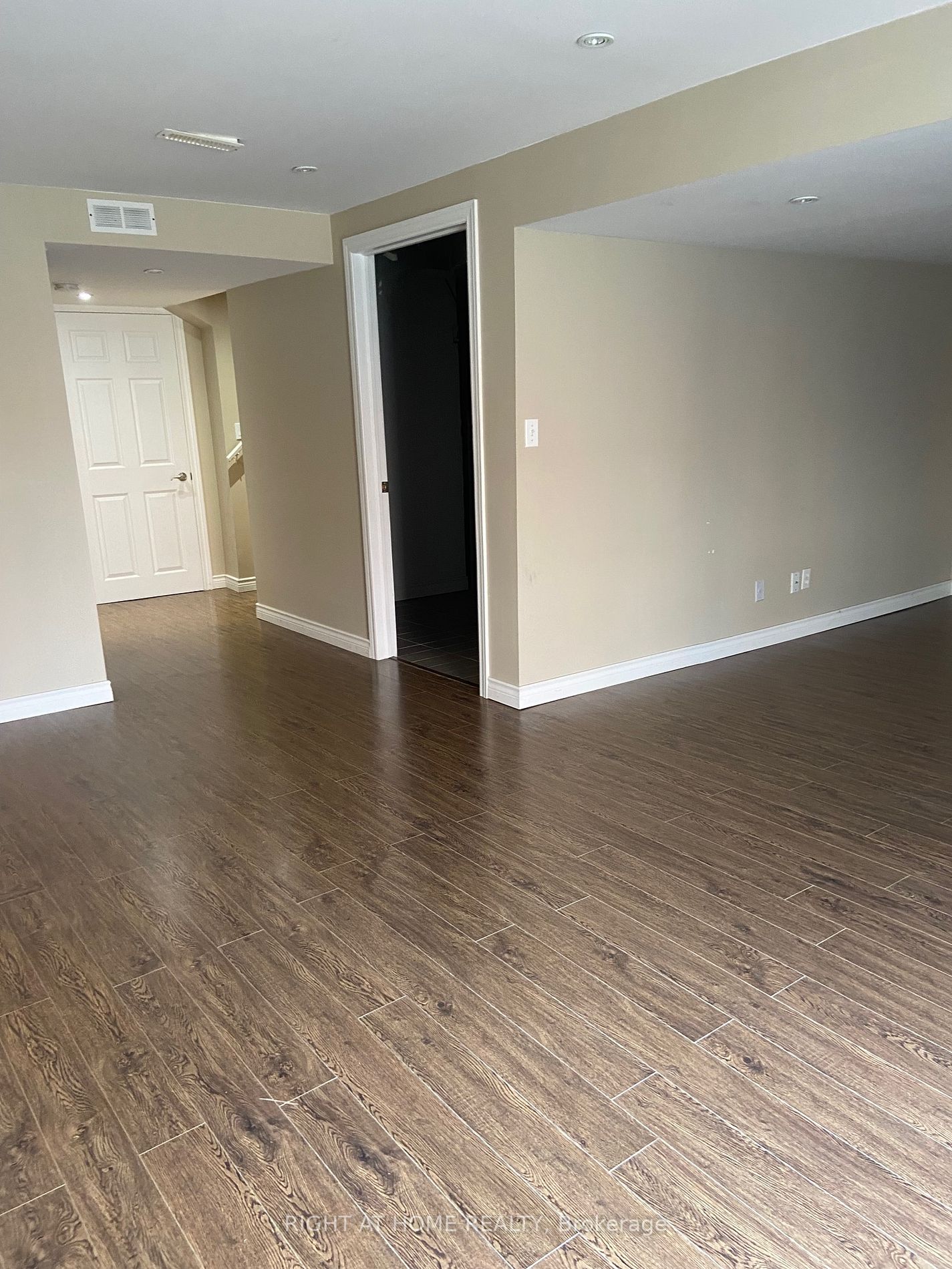 Listing N5995420 - Large Photo # 16
