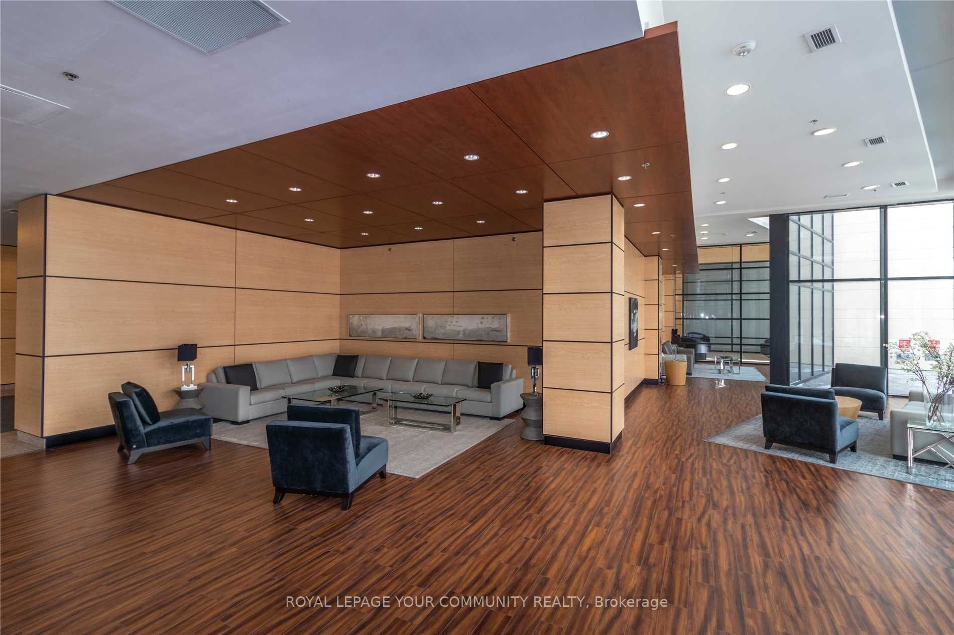 2900 Hwy 7, #3504