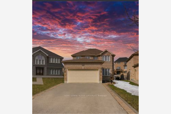 1923 Swan St, Innisfil