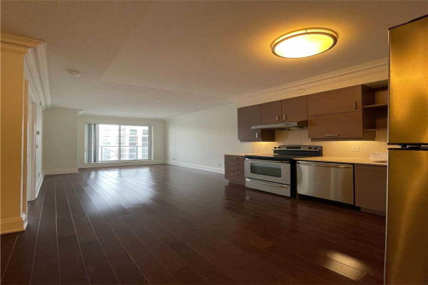 8228 Birchmount Rd, Markham