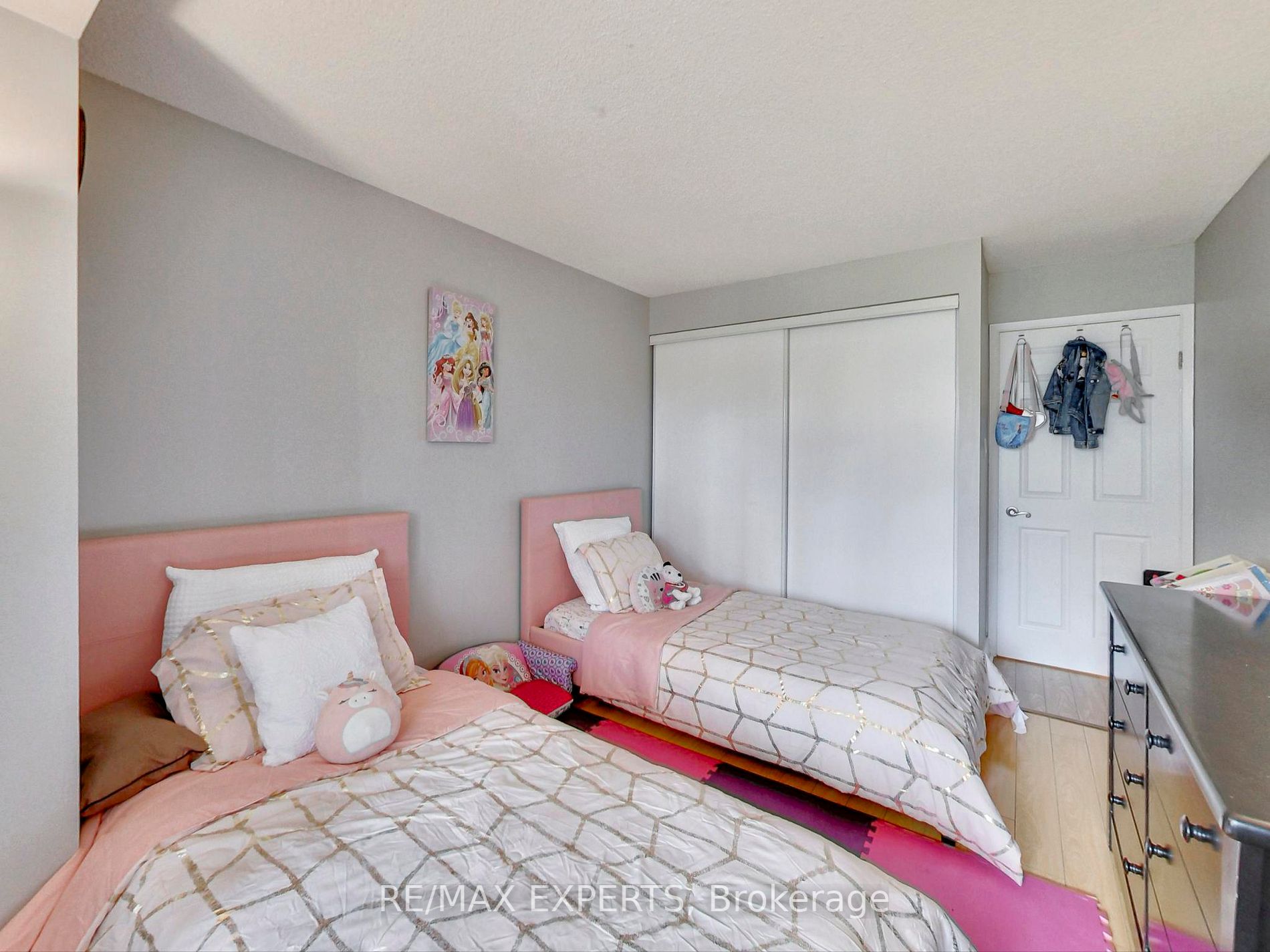 Listing N5996768 - Large Photo # 17