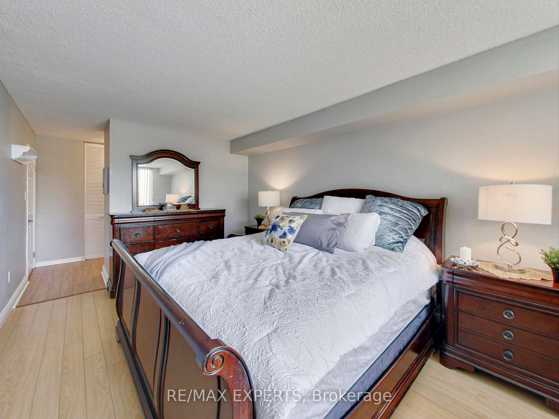 Listing N5996768 - Large Photo # 10