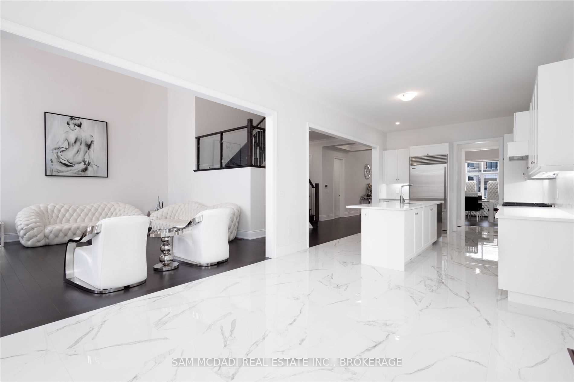57 Appleyard Ave