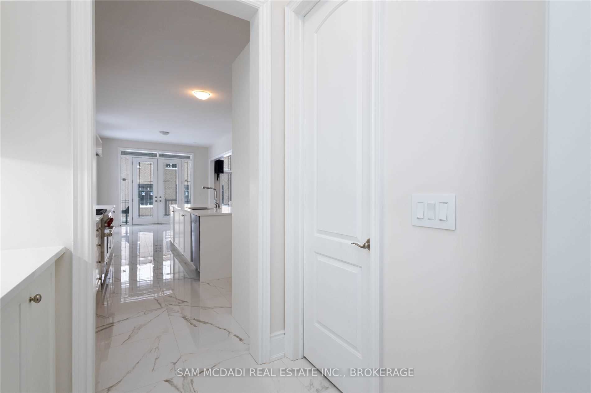 57 Appleyard Ave