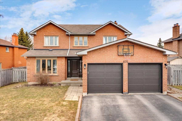 825 Hollander Rd, Newmarket
