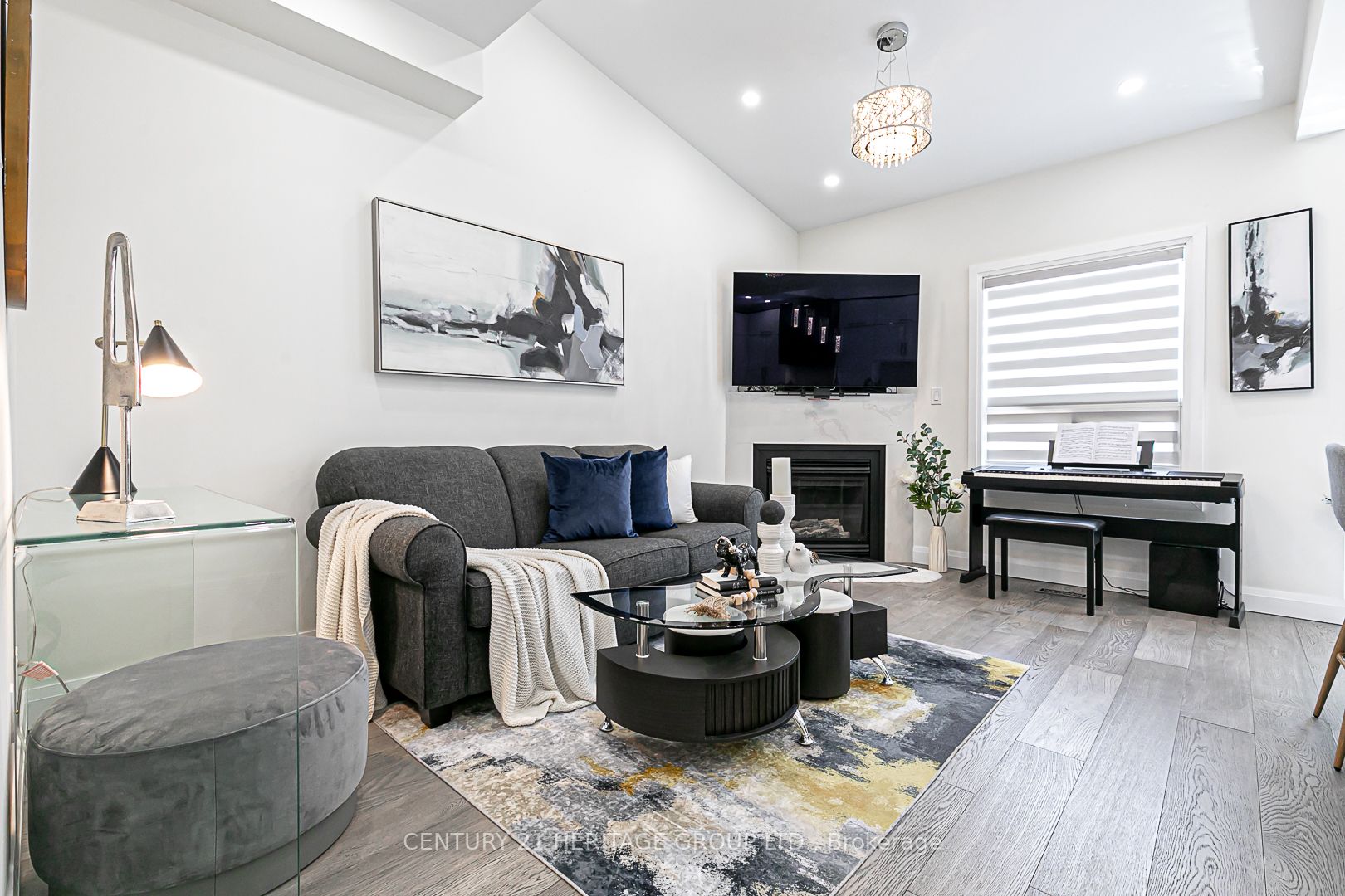 119 English Oak Dr