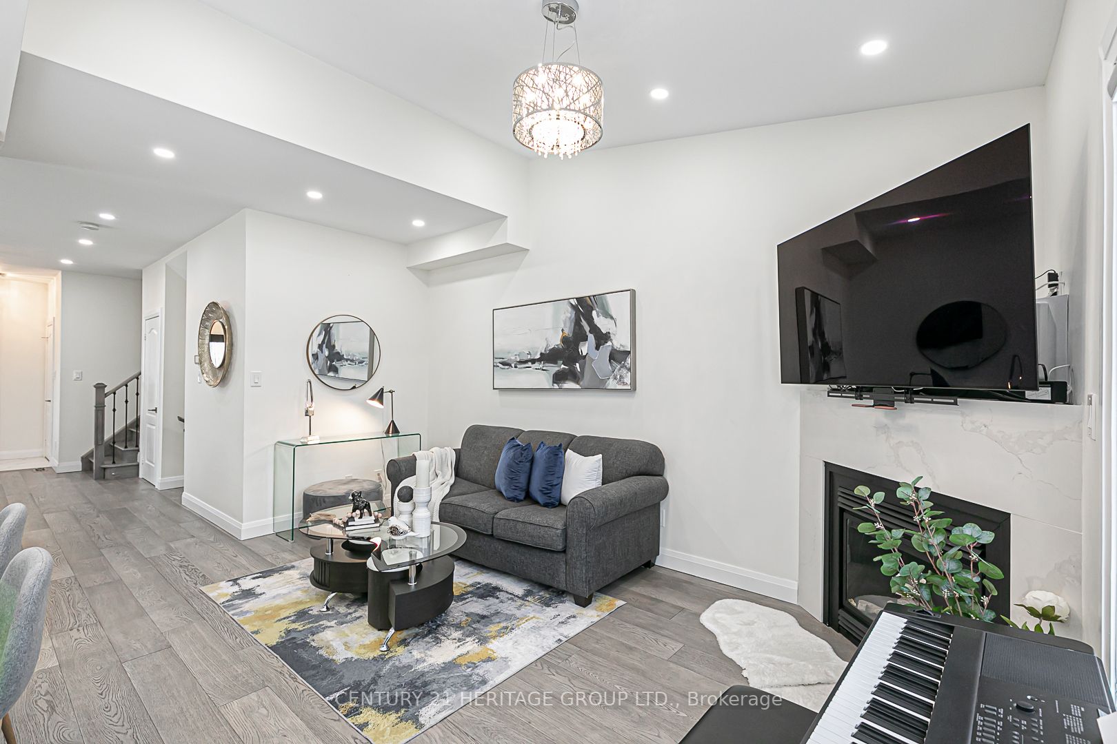 119 English Oak Dr