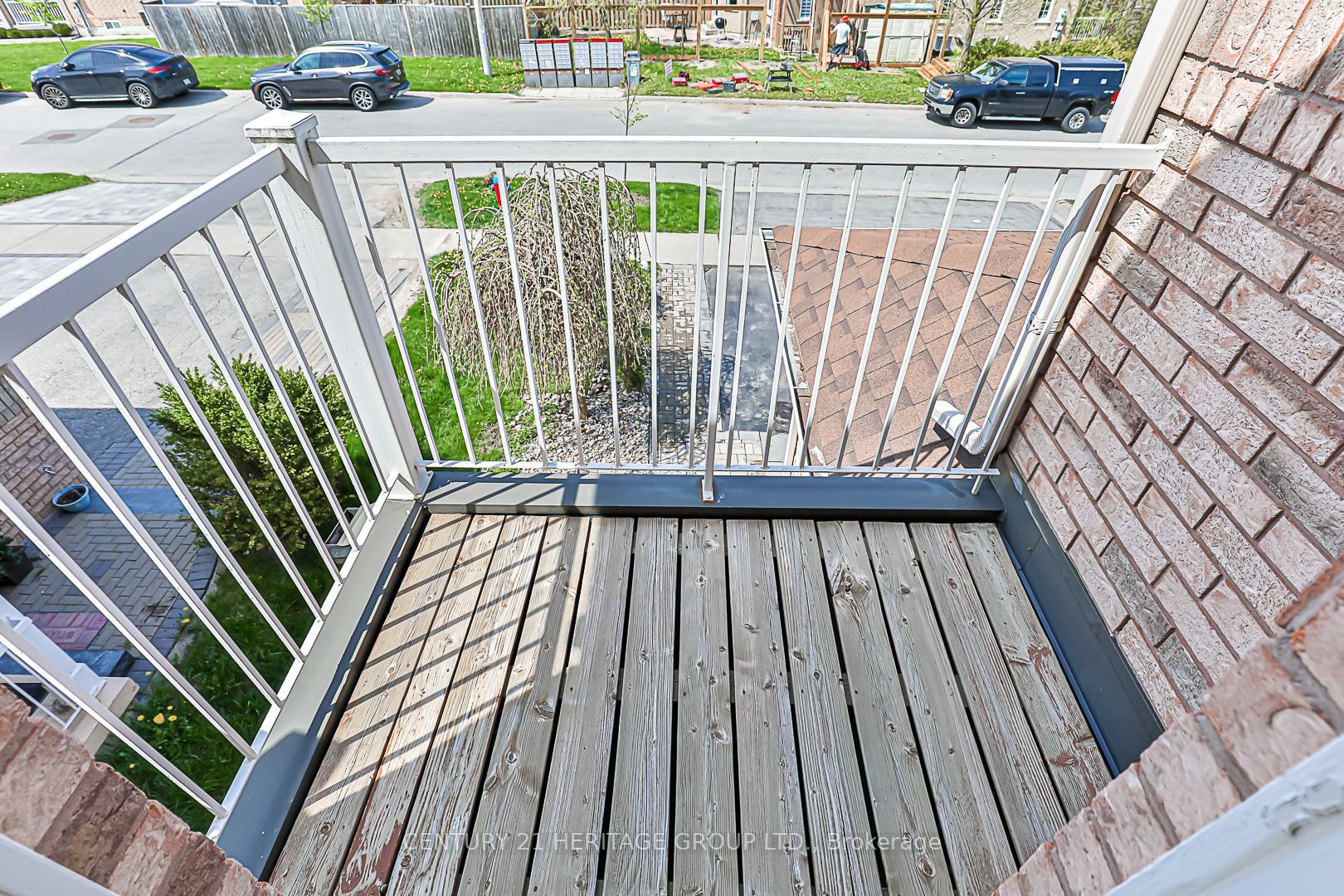 119 English Oak Dr