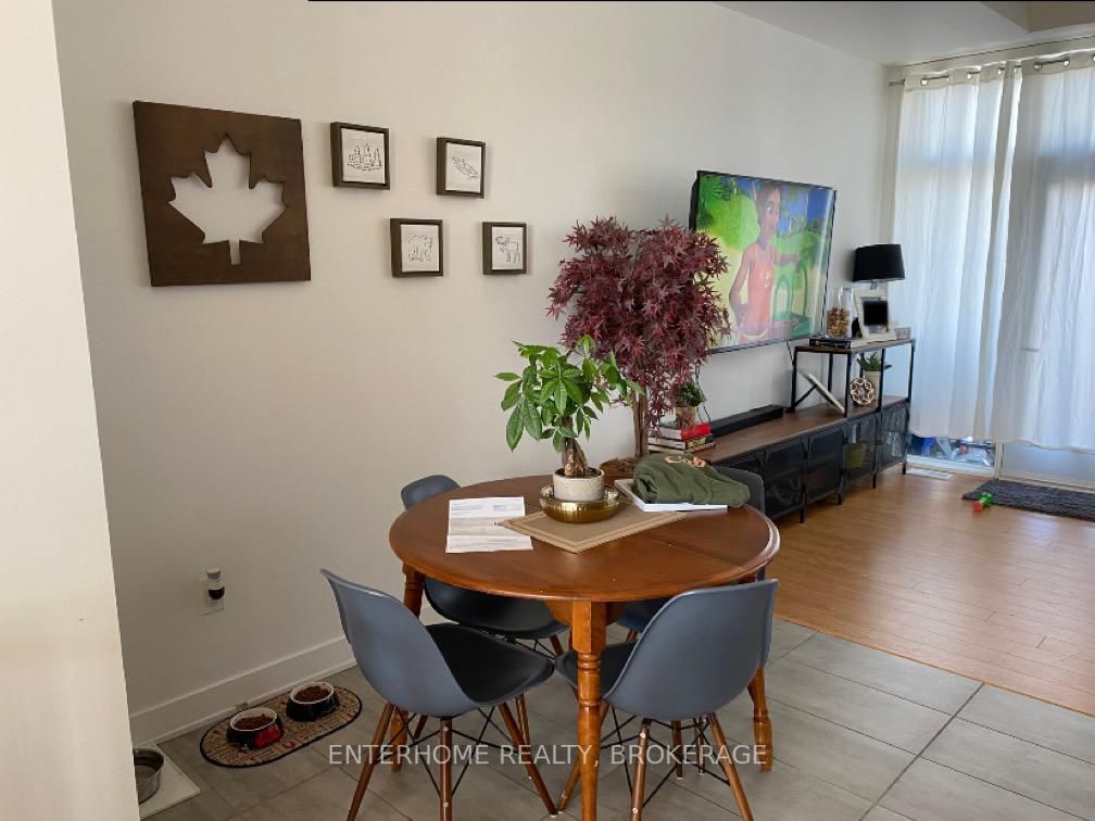 Listing N5998221 - Large Photo # 2