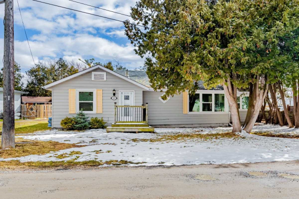 283 Crestwood Dr, Georgina