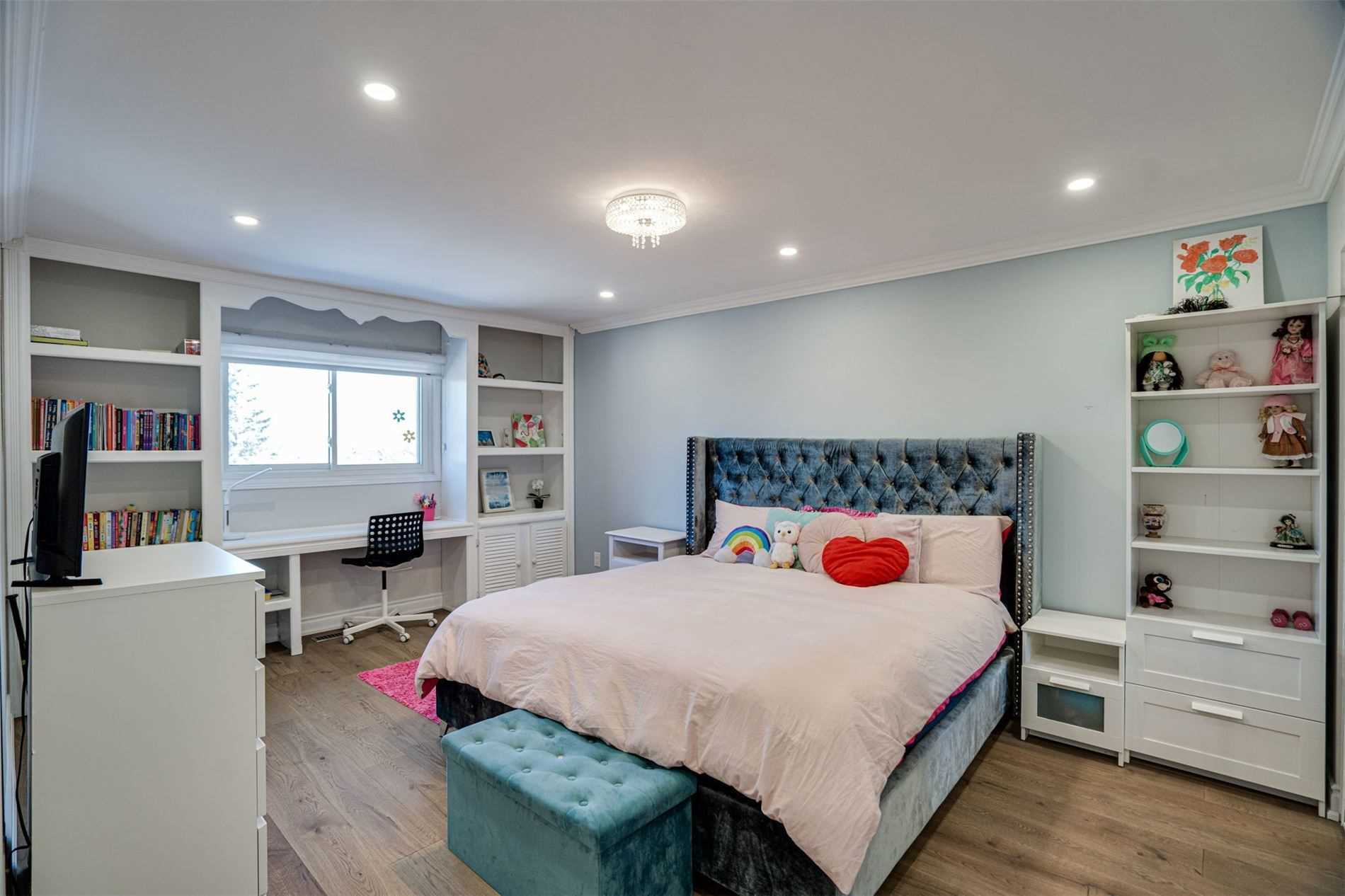 28 Beatty Cres