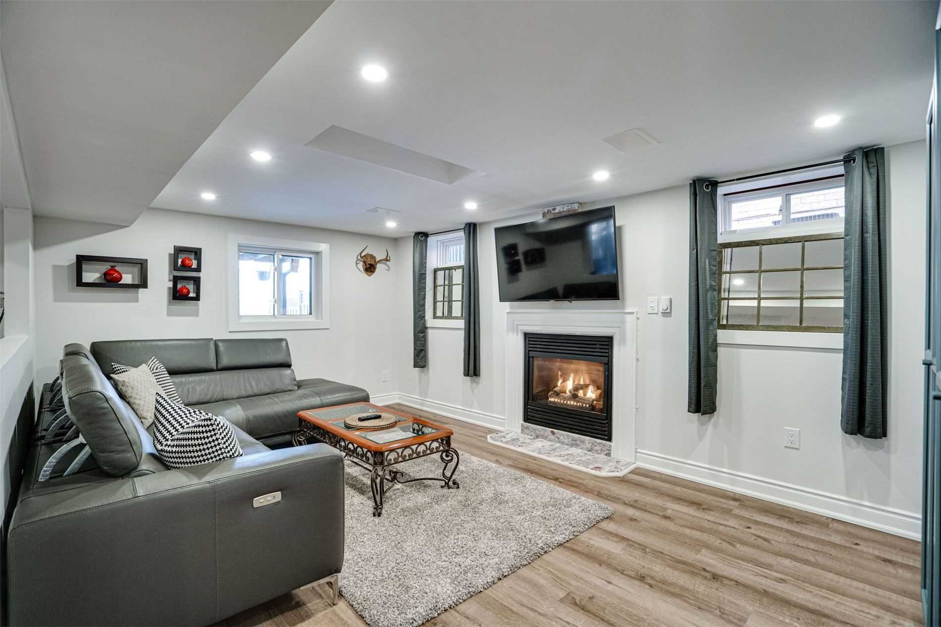 28 Beatty Cres