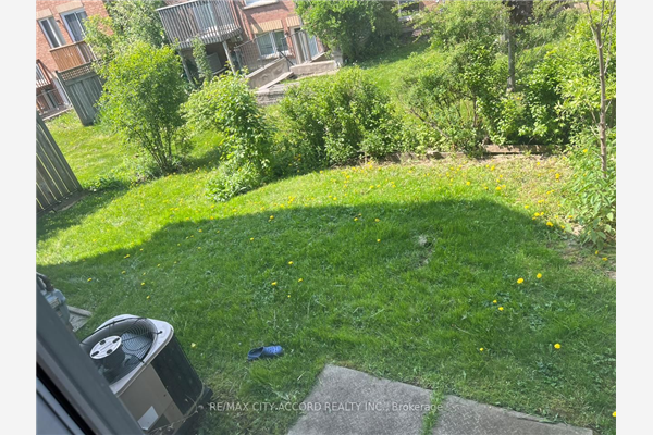 65 Drew Kelly Way, Markham