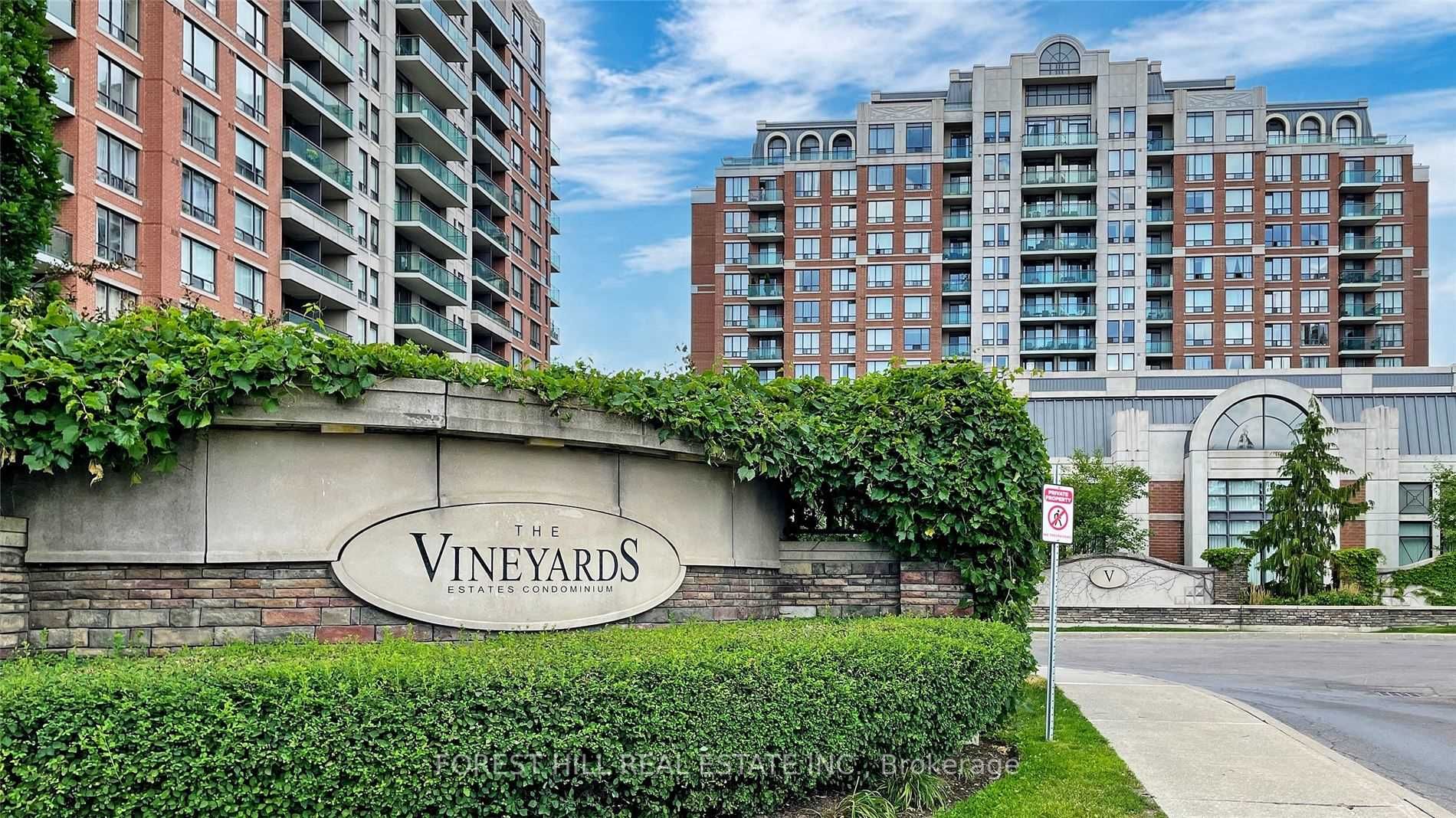 330 Red Maple Rd, #106