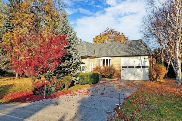 25 Oakcrest Ave, Markham