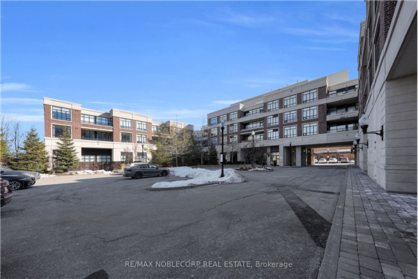 2396 Major Mackenzie Dr, Vaughan