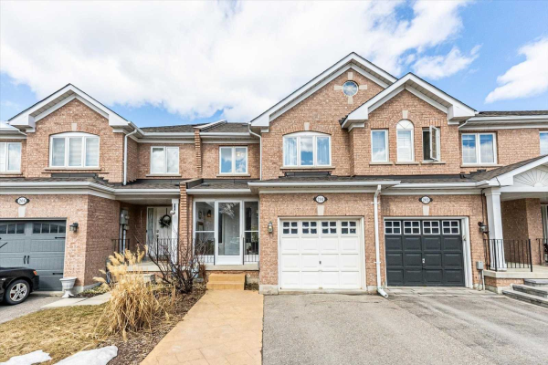 204 Banbrooke Cres, Newmarket