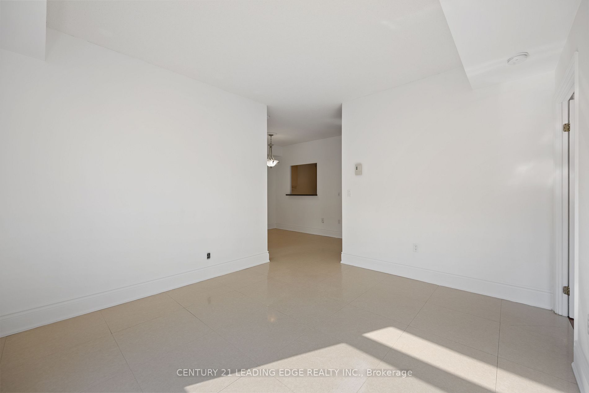 53 Woodbridge Ave, #201