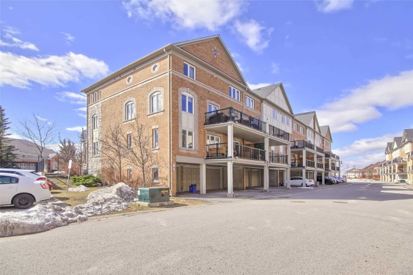 112 Louisbourg Way, Markham
