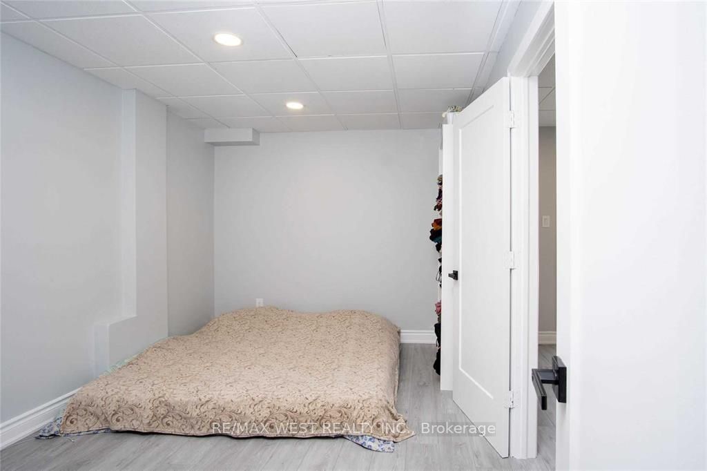 175 Sail Cres