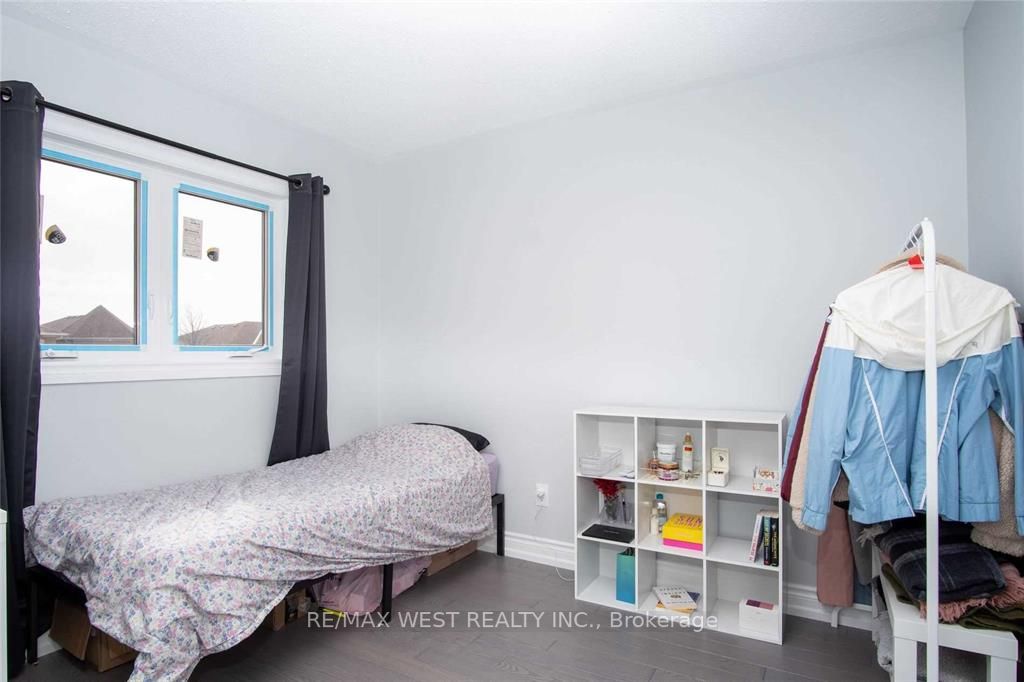 175 Sail Cres