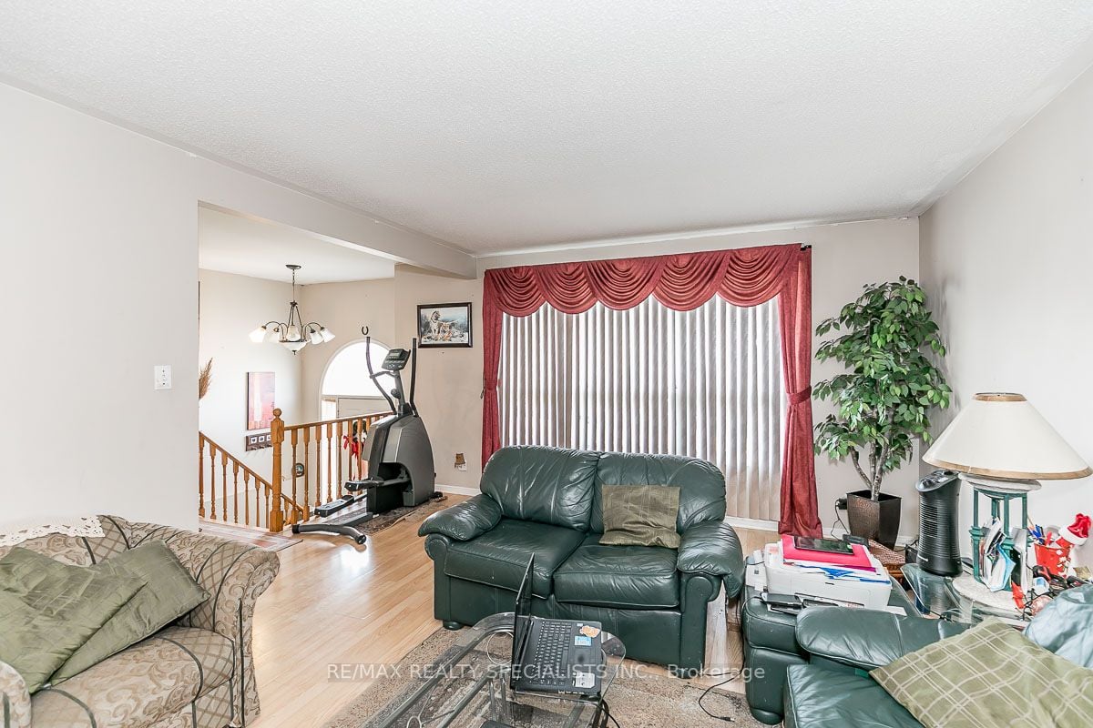 509 Britannia Ave