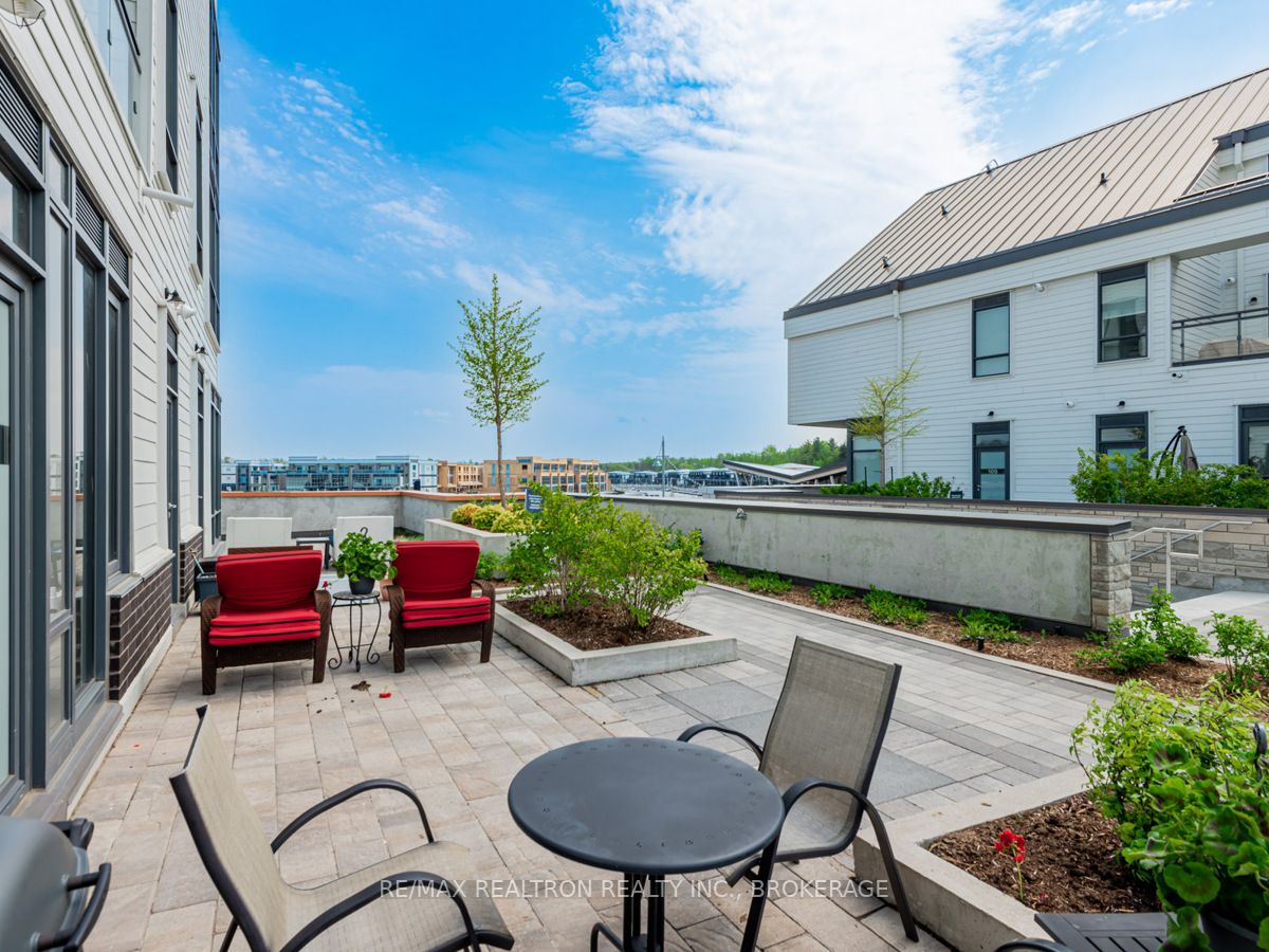 303 Broward Way, #106