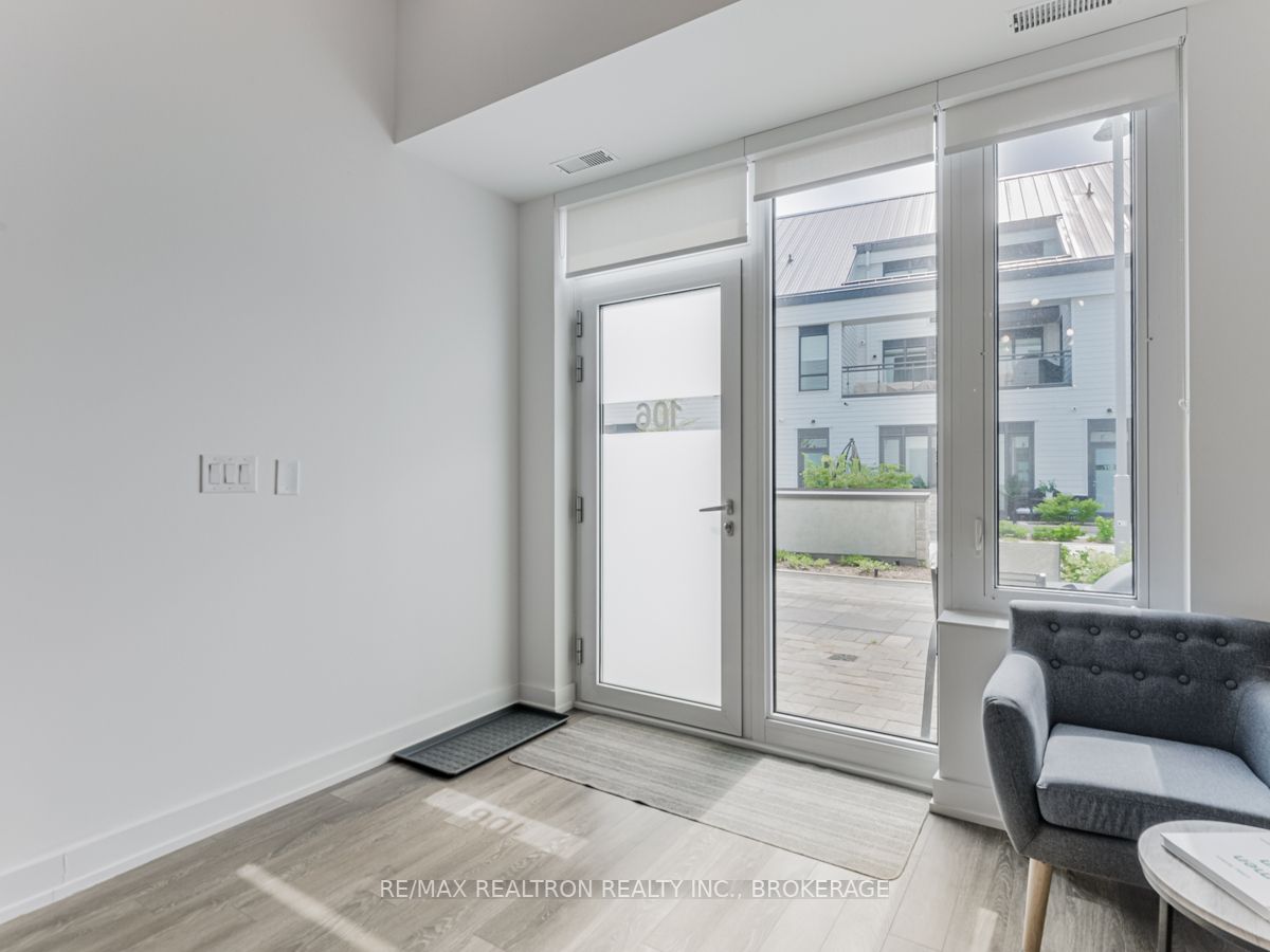 303 Broward Way, #106
