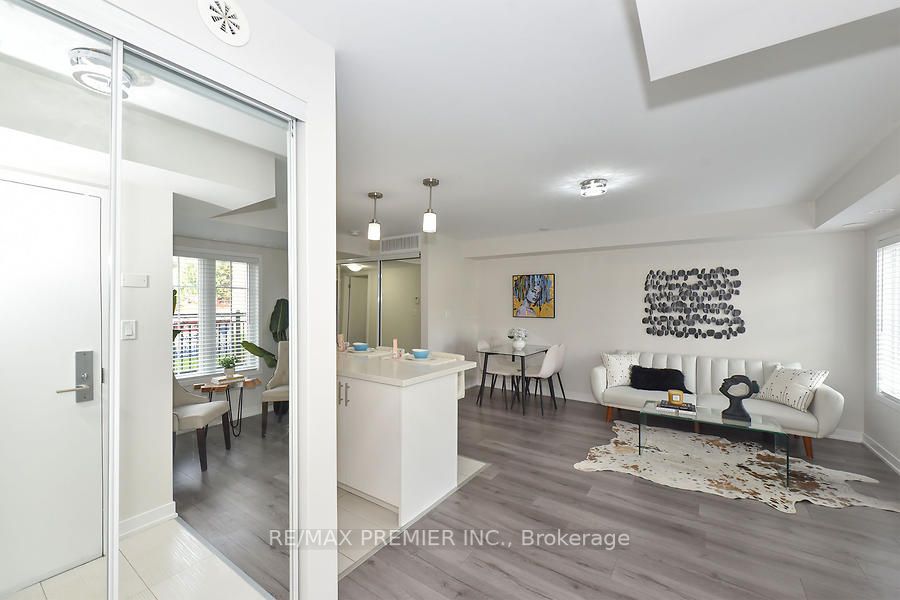 26 Bruce St, #E01