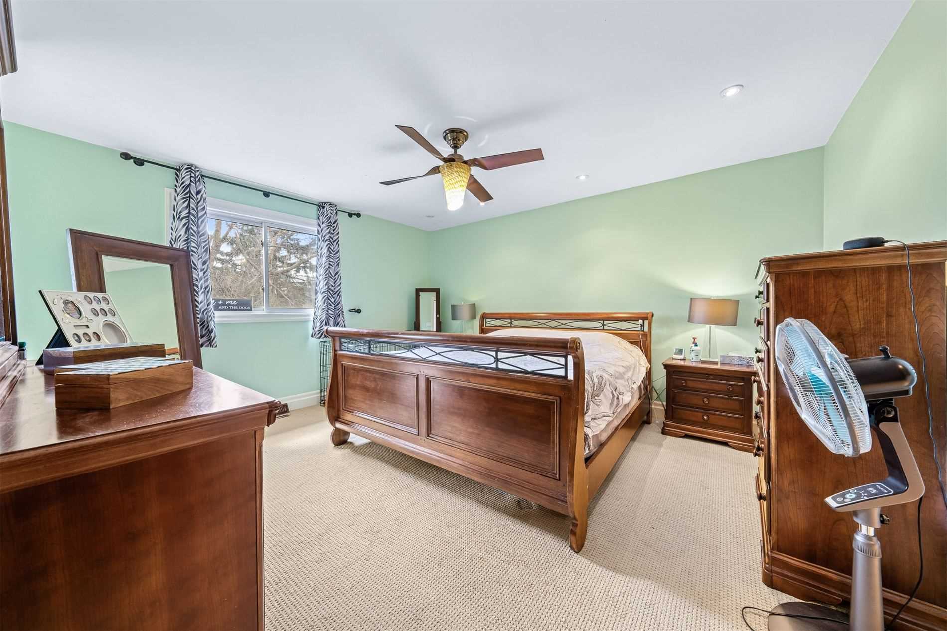 53 Gilbank Dr